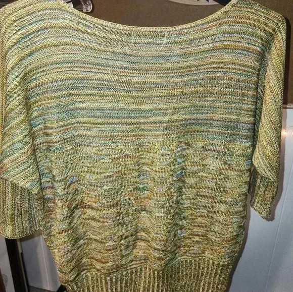 Christopher Banks Top - Picture 4 of 5